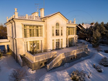 Коттедж 980 м² на участке 60 соток, ИЖС, КП Никольская Слобода &mdash; RY Estate